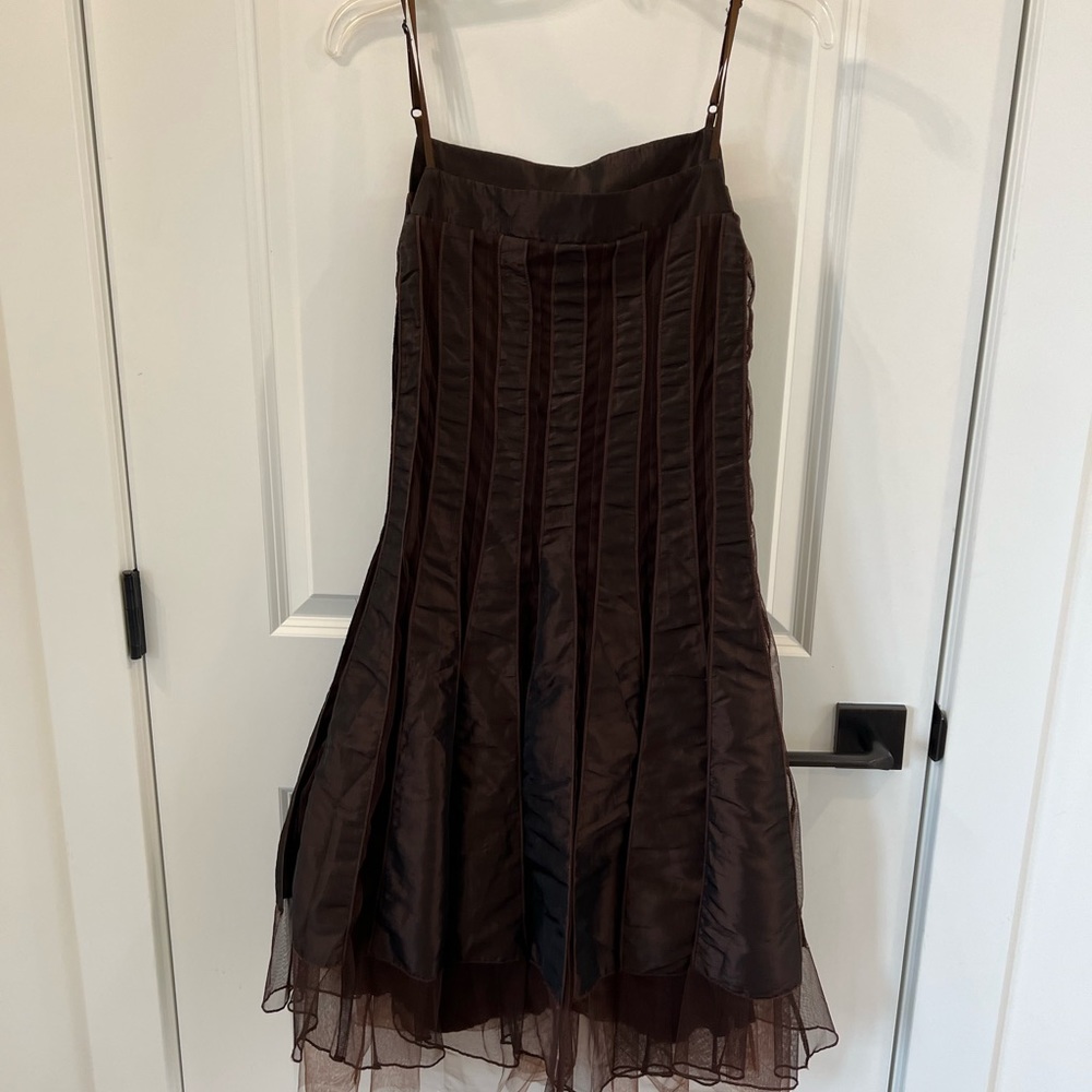 Mid length elegant formal dress for prom or fundraiser events